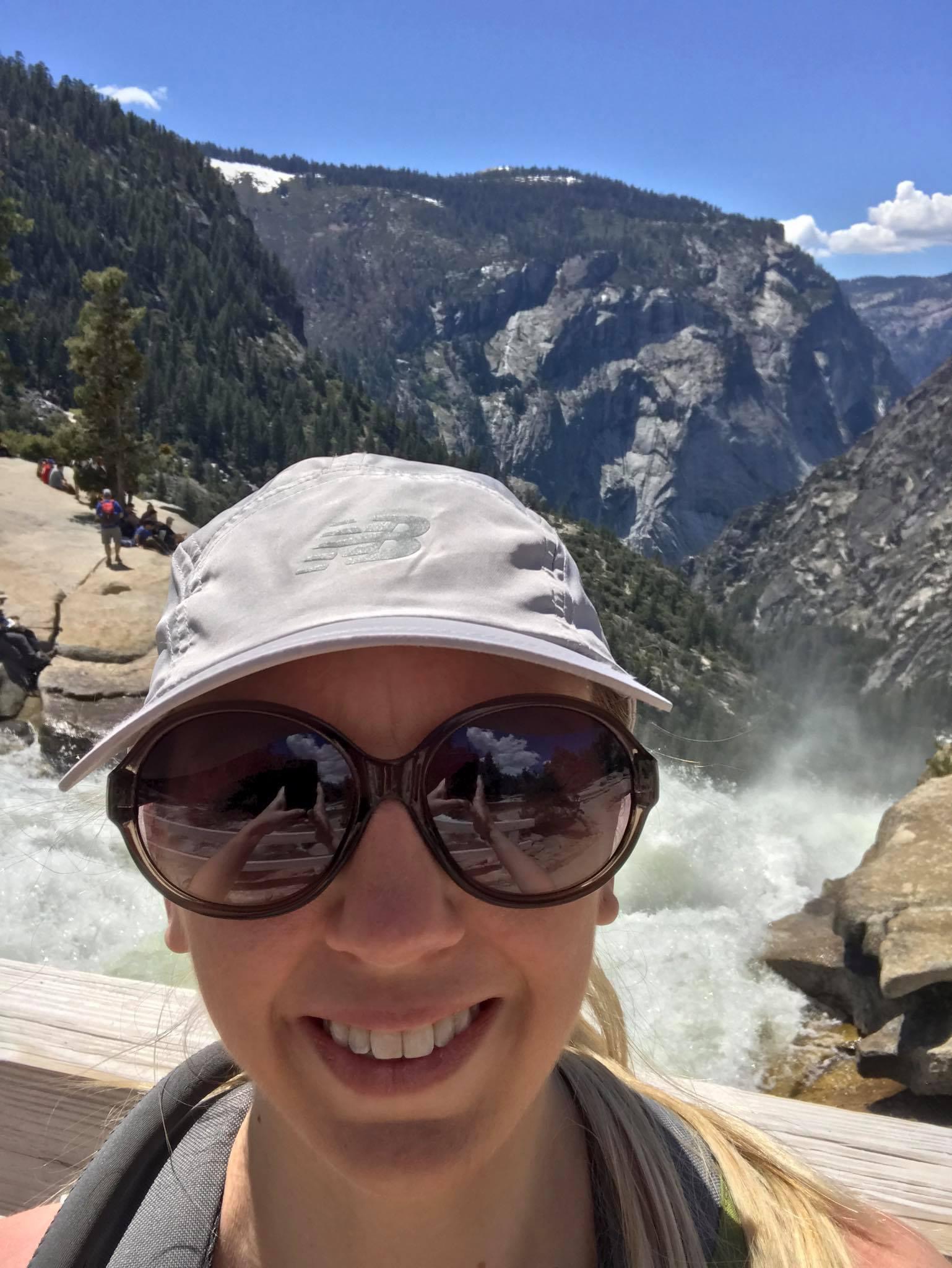 Profile Picture of Tanna Hiking at Yosemite Water Falls